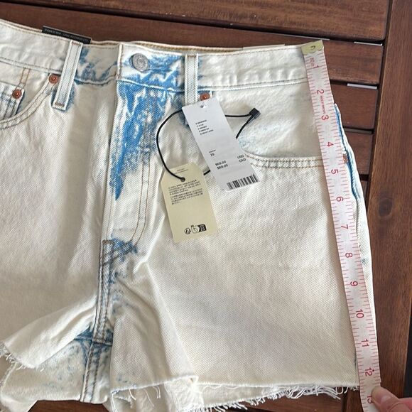 NWT Levi’s 501 Original Cutoff High-Rise Denim Short Snow Women Size 29 - Picture 8 of 8